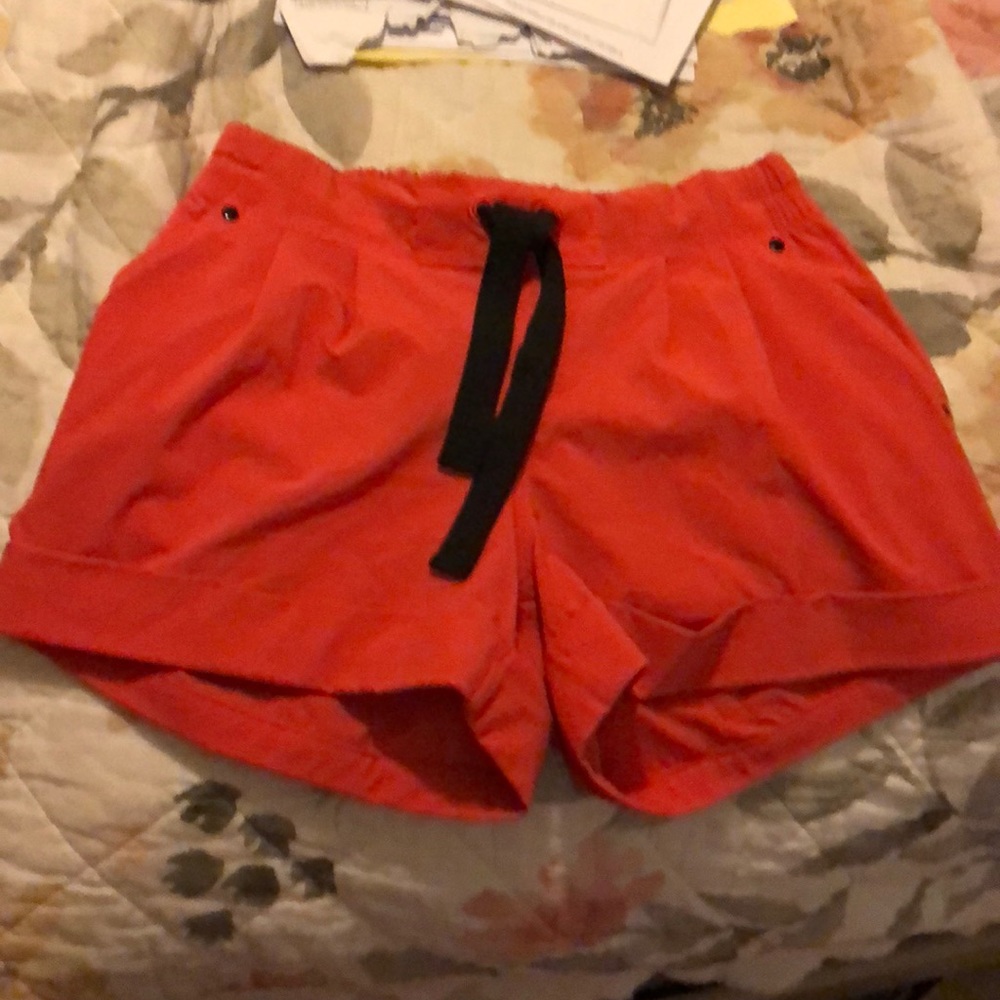 Lululemon shorts 4